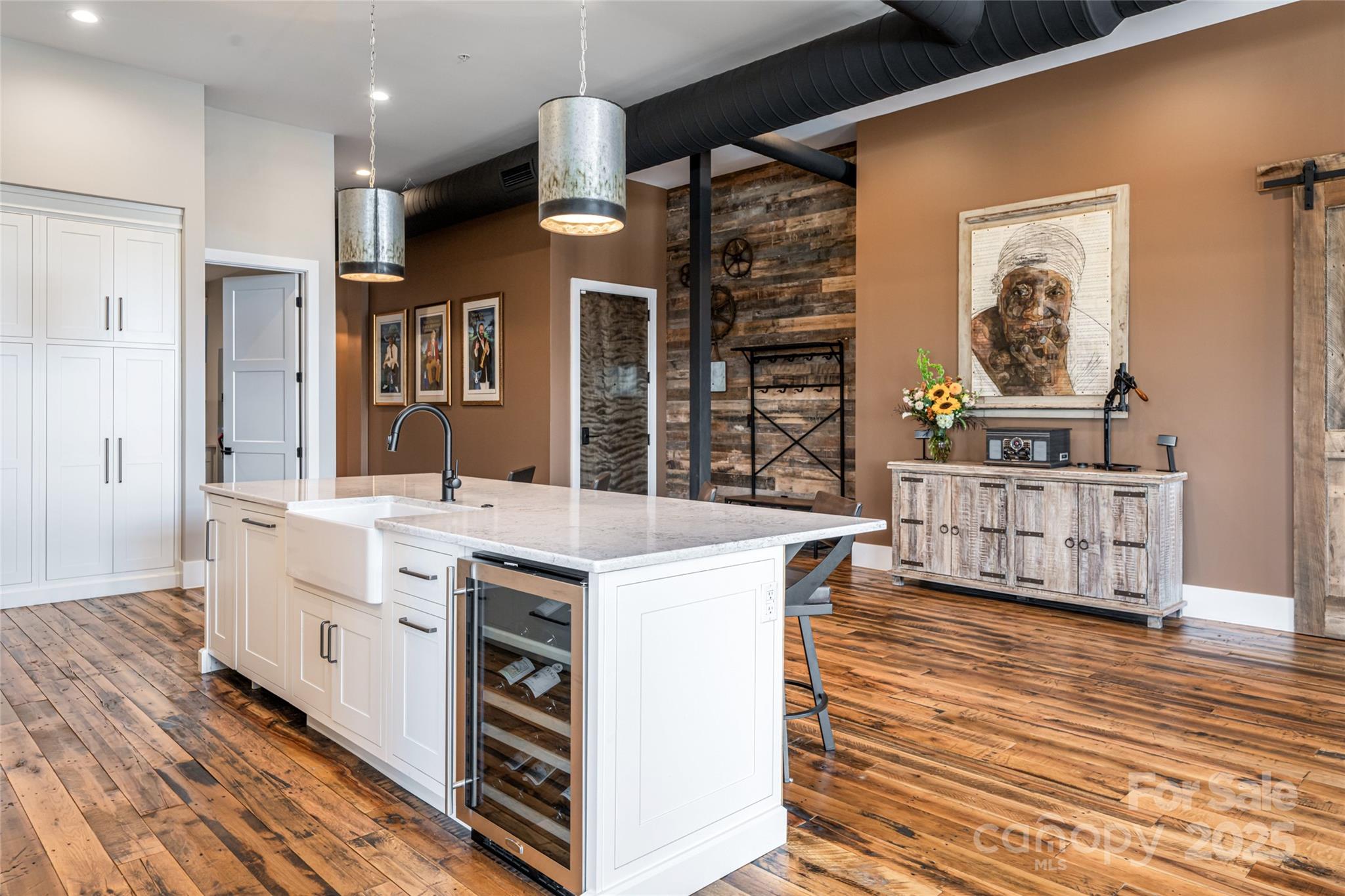 17 North Market Street - Residential