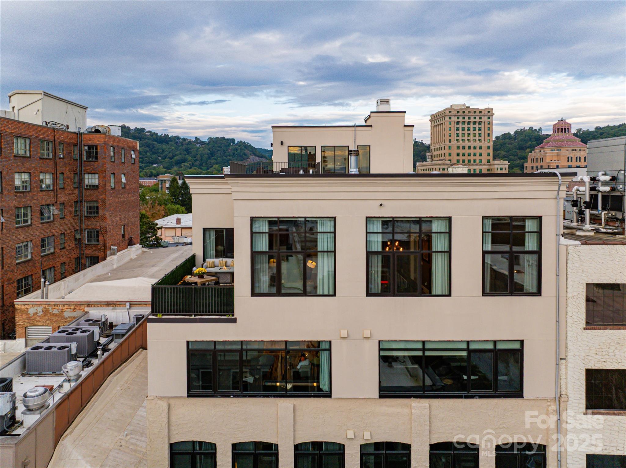 17 North Market Street - Residential