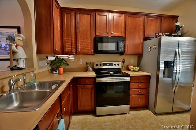 Ridge Pointe - Residential