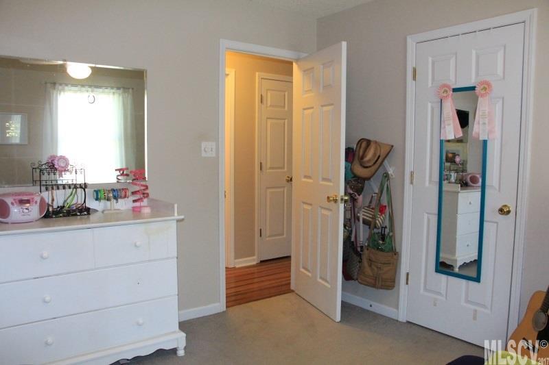 Swinging Bridge - Residential