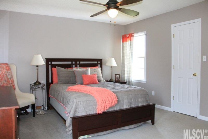 Swinging Bridge - Residential