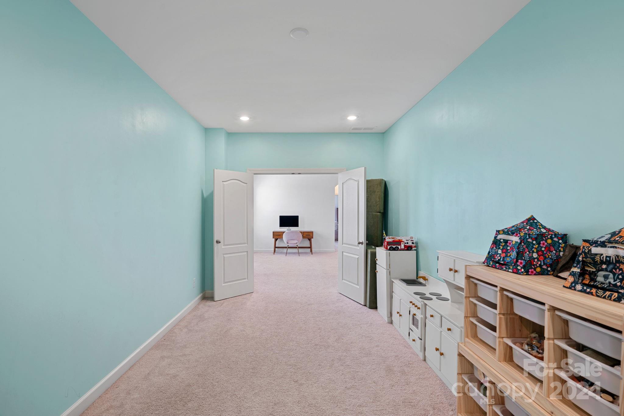 The Preserve At Riverchase - Residential