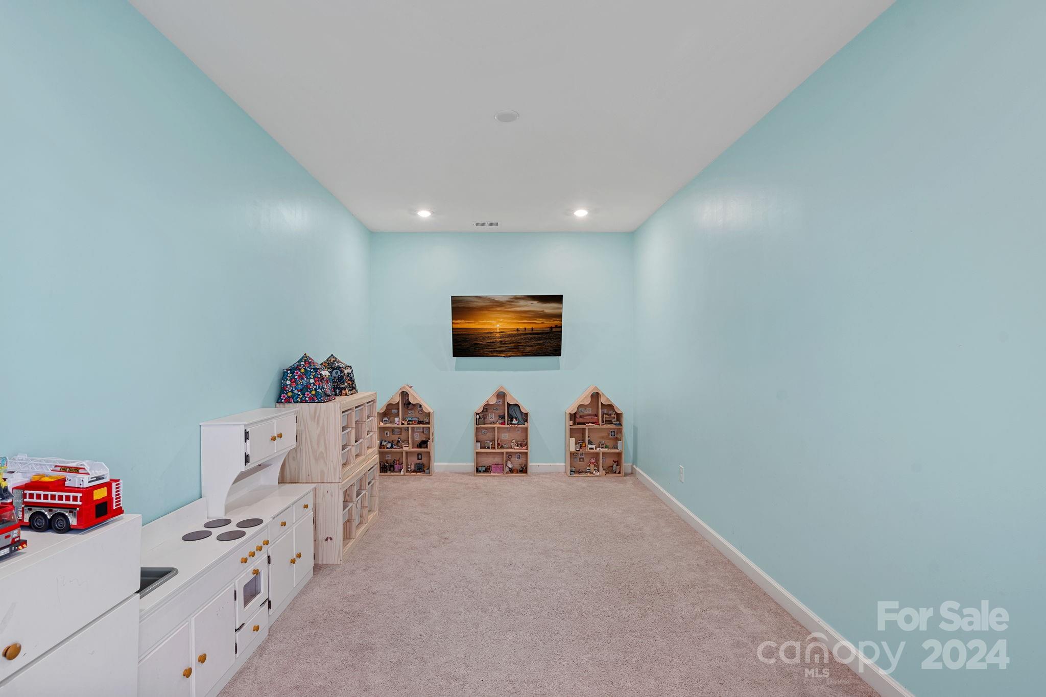 The Preserve At Riverchase - Residential