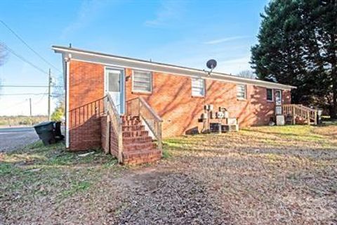 Photo of 321 Hamilton Drive NE, Concord, NC 28025 (MLS # 4402771)