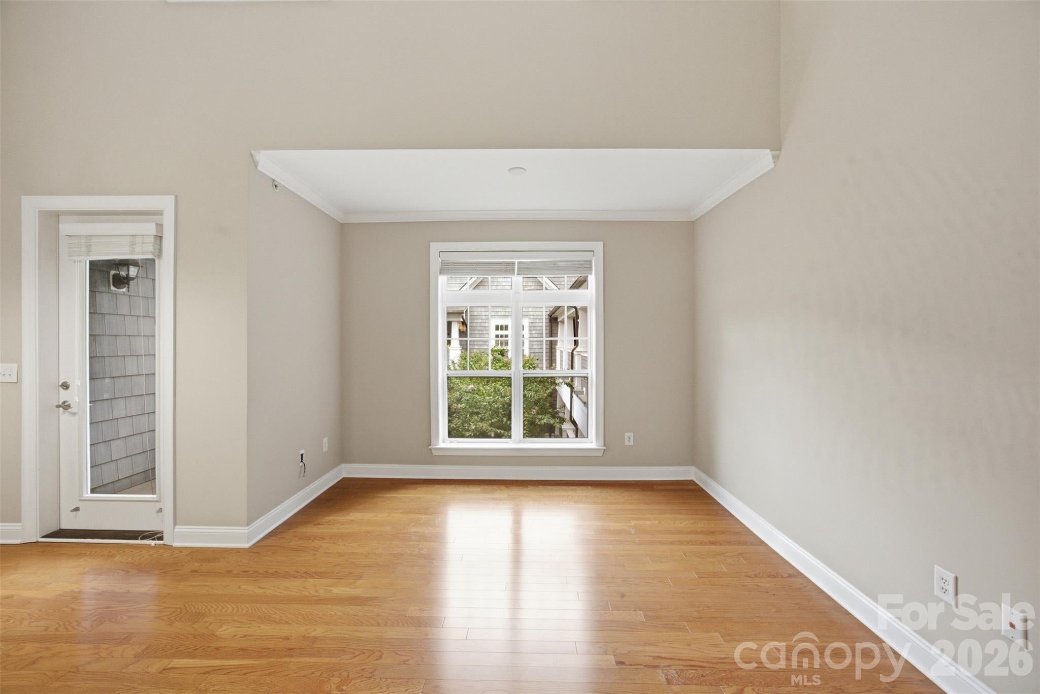 301 E Tremont Avenue 318