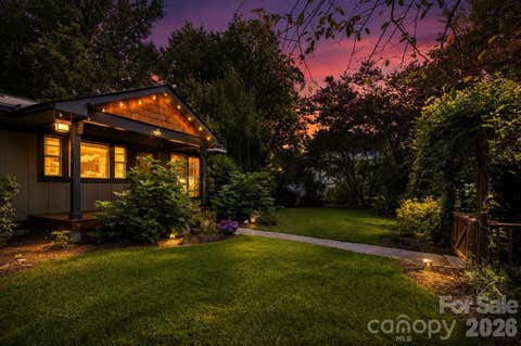 Photo of 10 Davenport Place, Asheville, NC 28806 (MLS # 4383059)