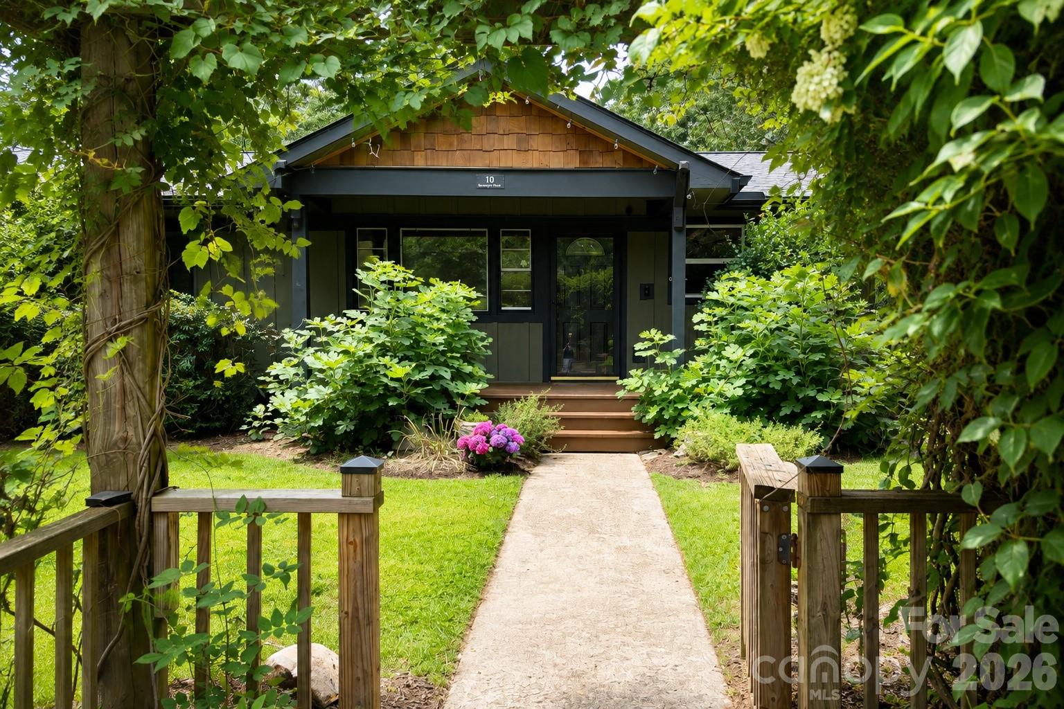 10 Davenport Place, Asheville, NC, 28806