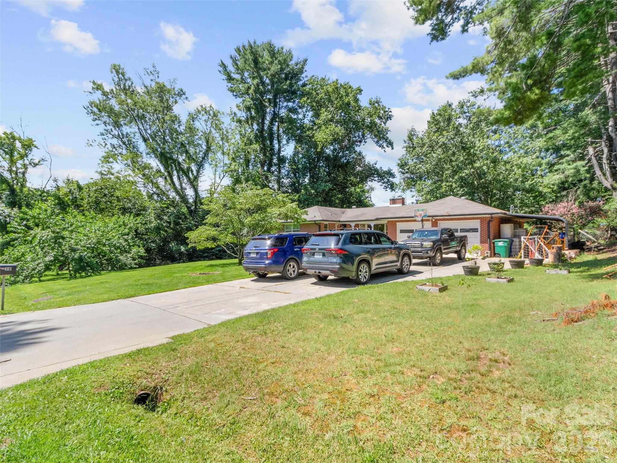 38 Crowell Road