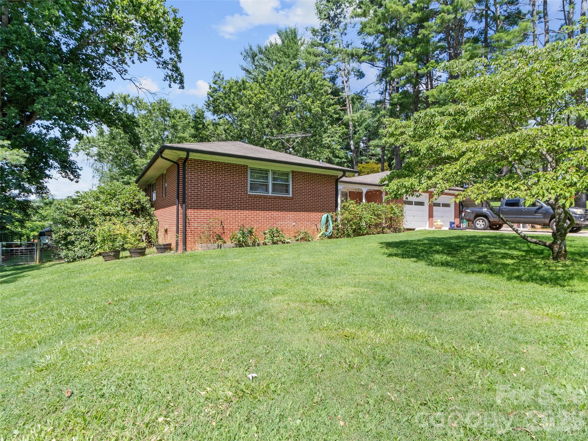 38 Crowell Road