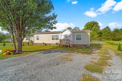 Photo of 106 Ol Field Court, Lawndale, NC 28090 (MLS # 4436709)