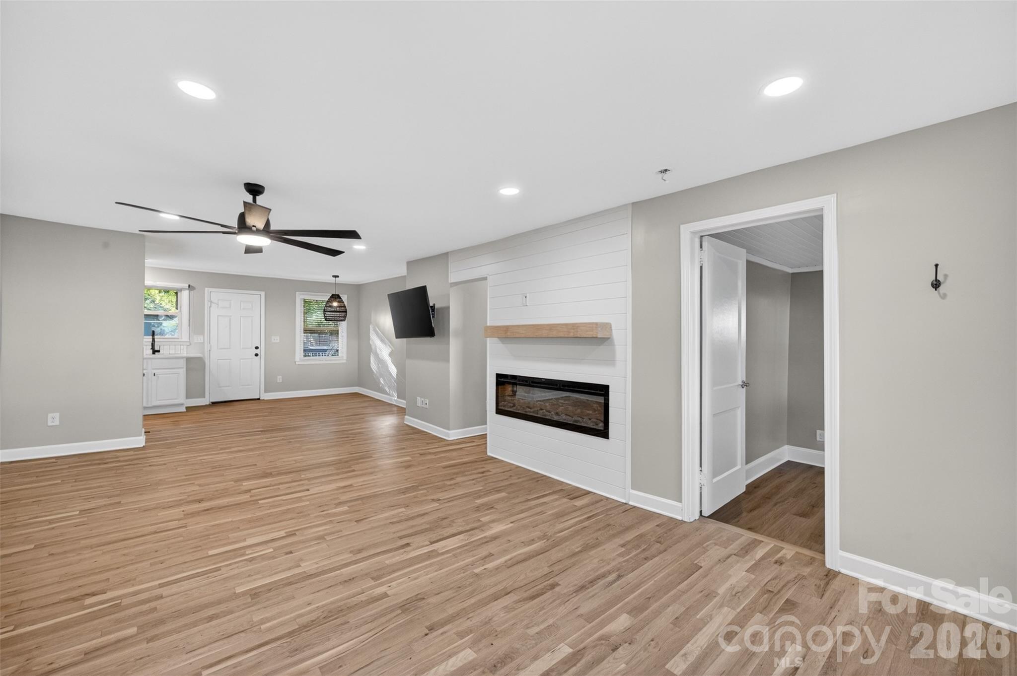 1816 Anderson Street