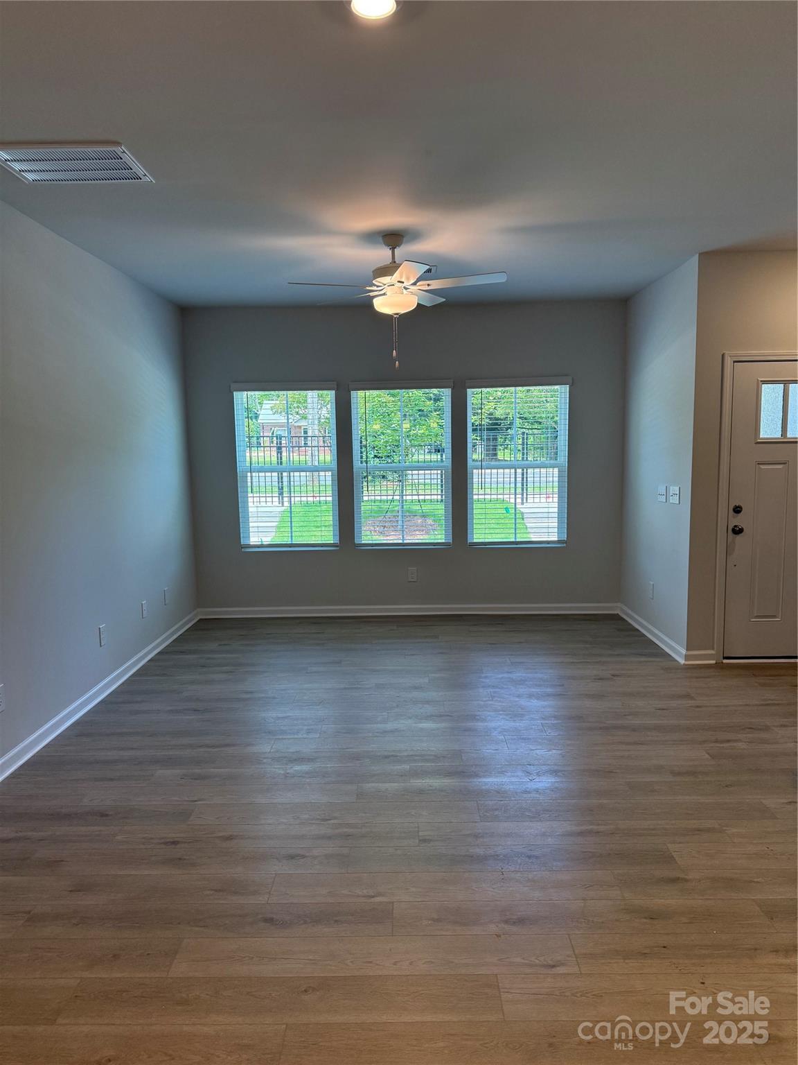 2910 Sloan Drive
