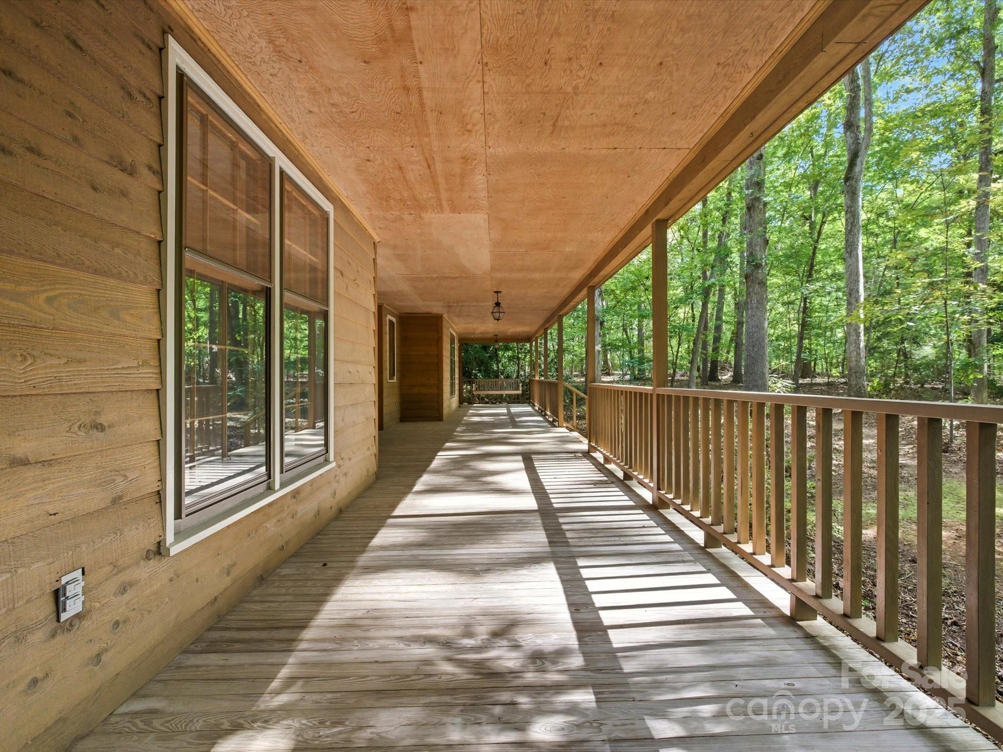 100 Canterbury Lane