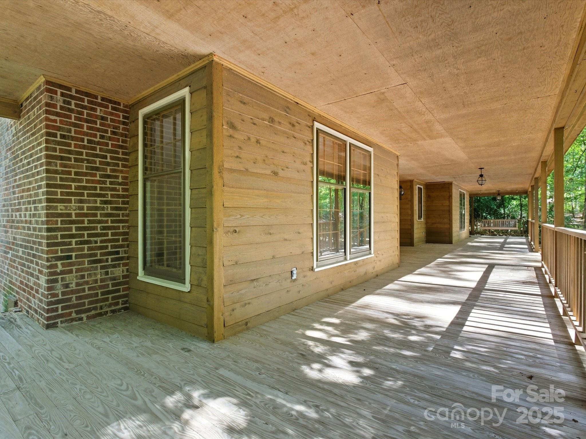 100 Canterbury Lane