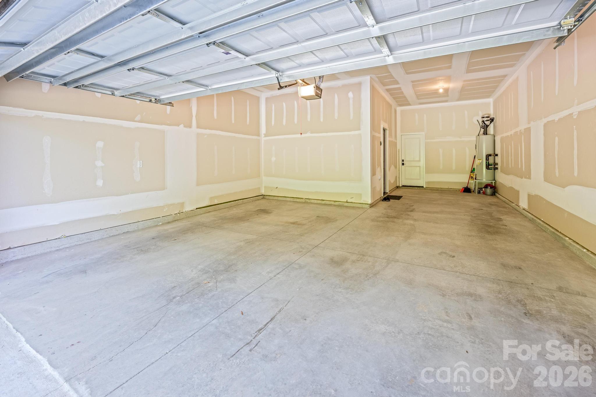 Carriage Club townhomes - Residential