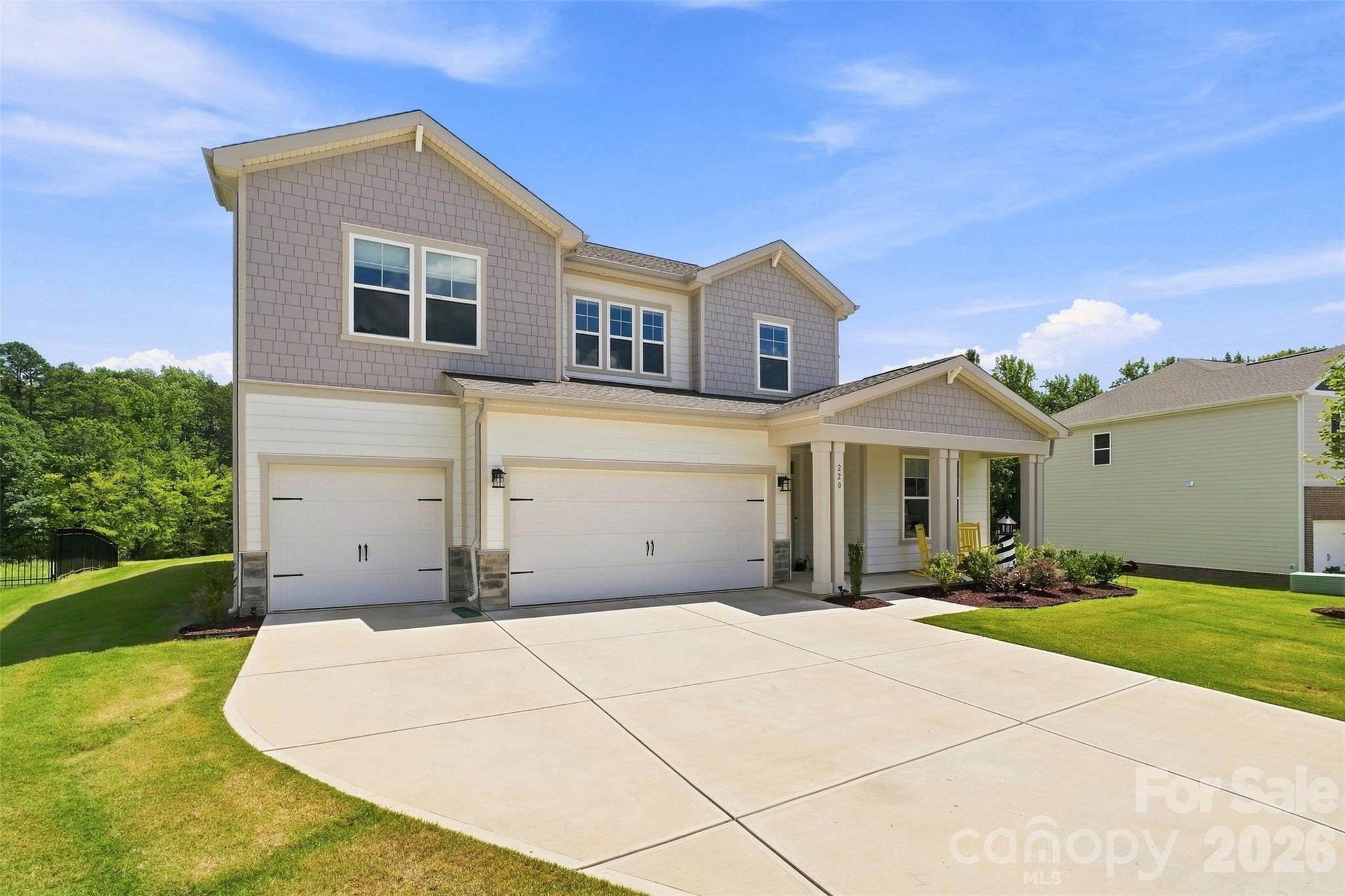 220 E Warfield Drive