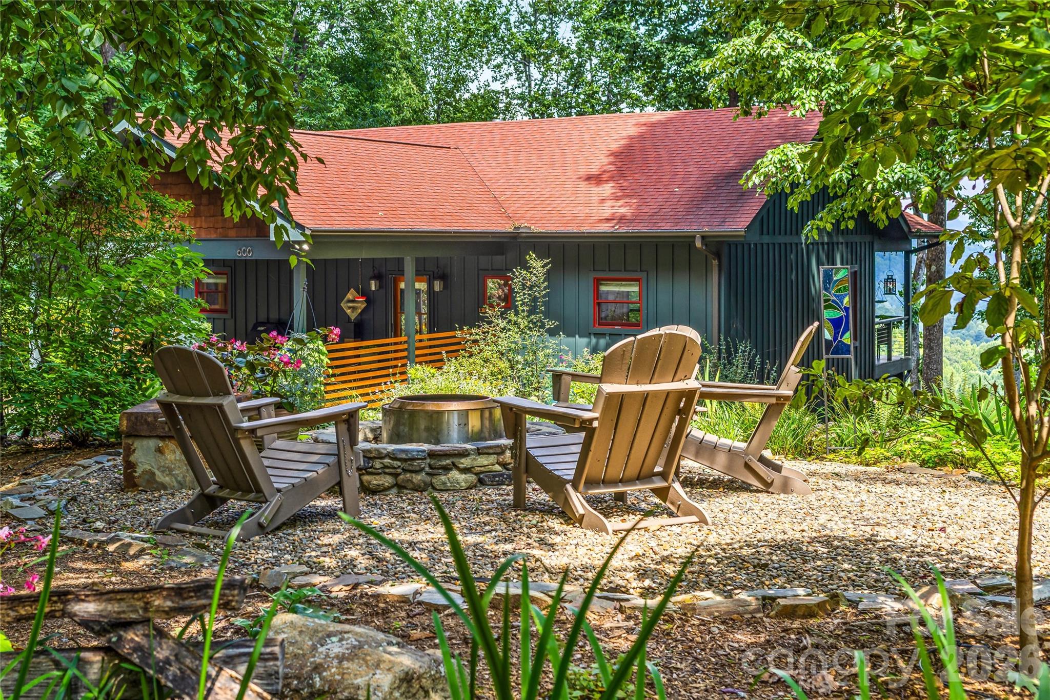 600 Tanglewood Lane