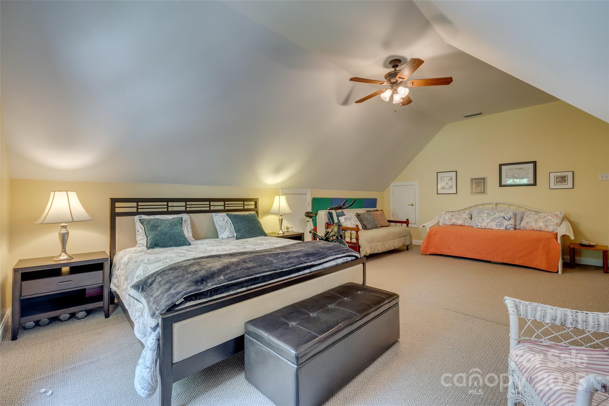 Huntington Farms - Residential