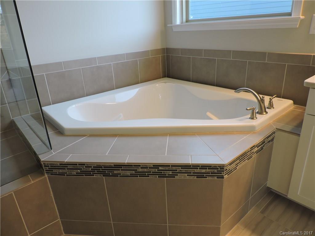 Waterford Glen - Residential