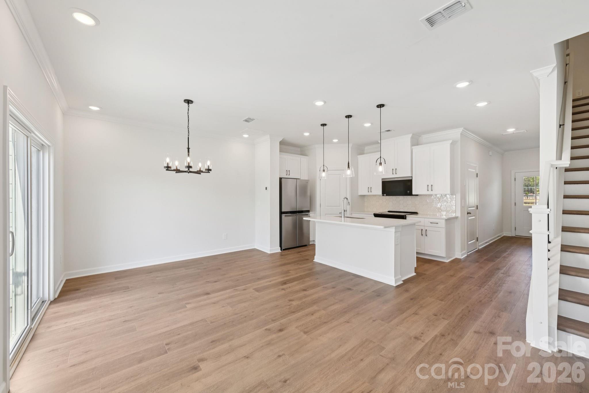 434 Markridge Loop
