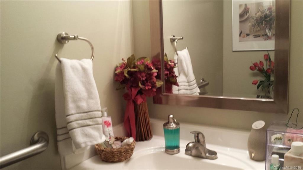 Pines Of Woodlawn - Residential