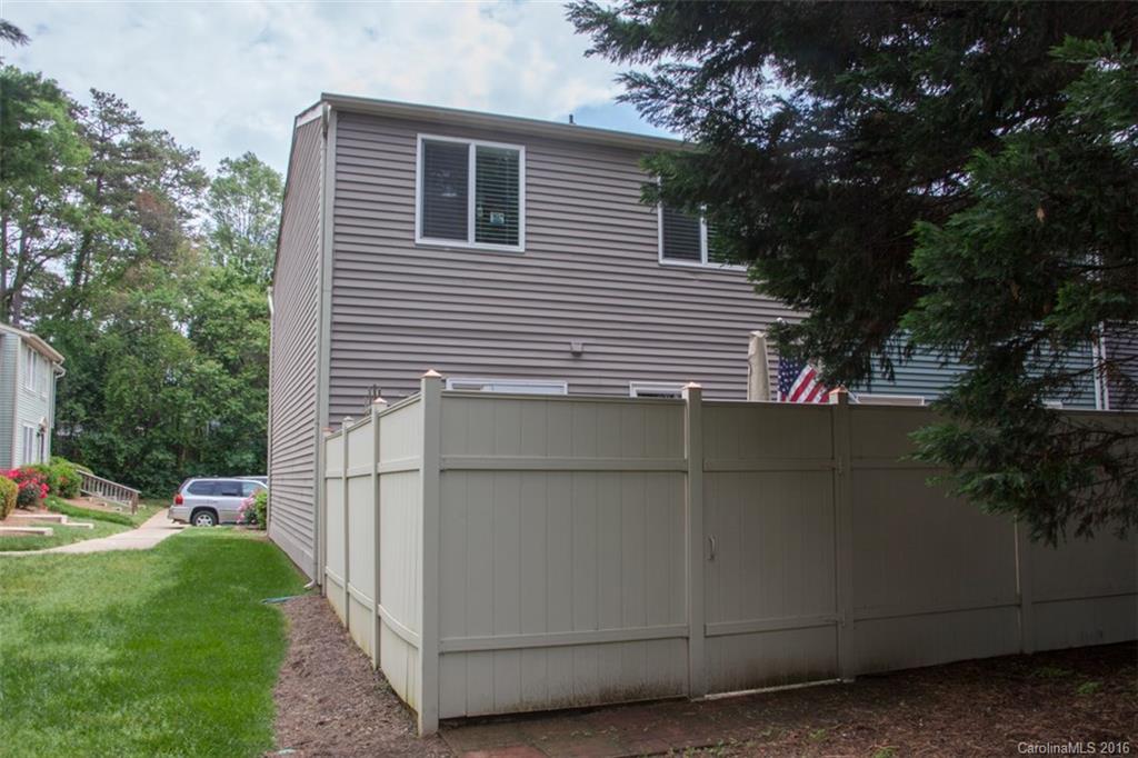 Pines Of Woodlawn - Residential