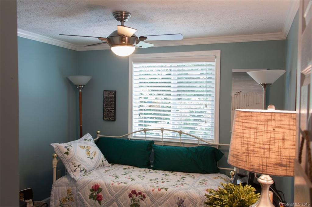 Pines Of Woodlawn - Residential