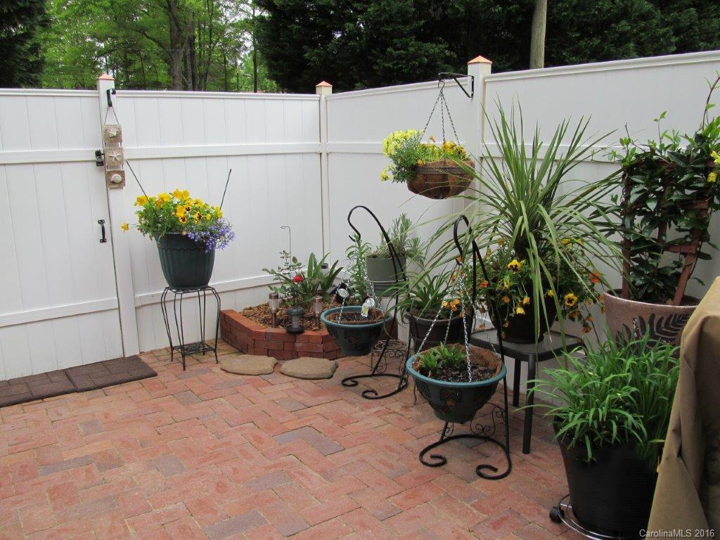 Pines Of Woodlawn - Residential