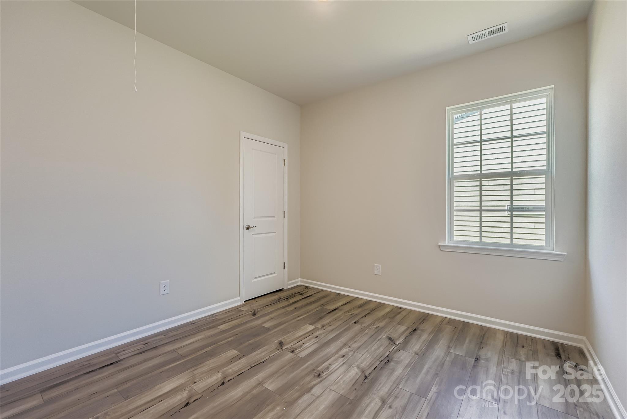 Roselyn - Residential