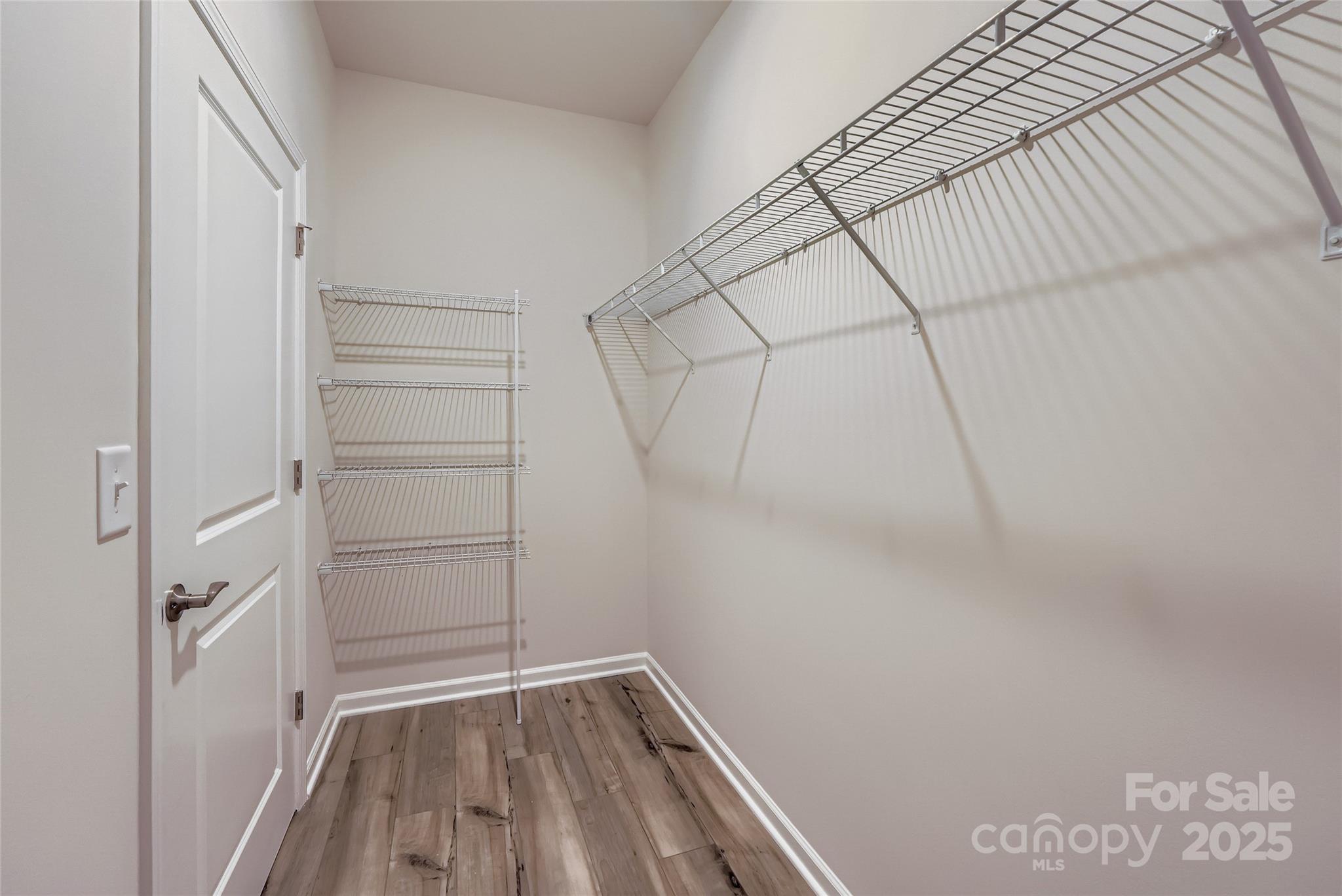 Roselyn - Residential