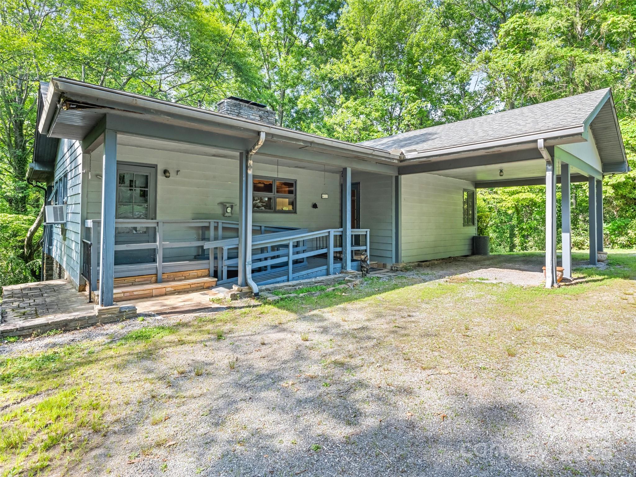 88 Laurel Loop
