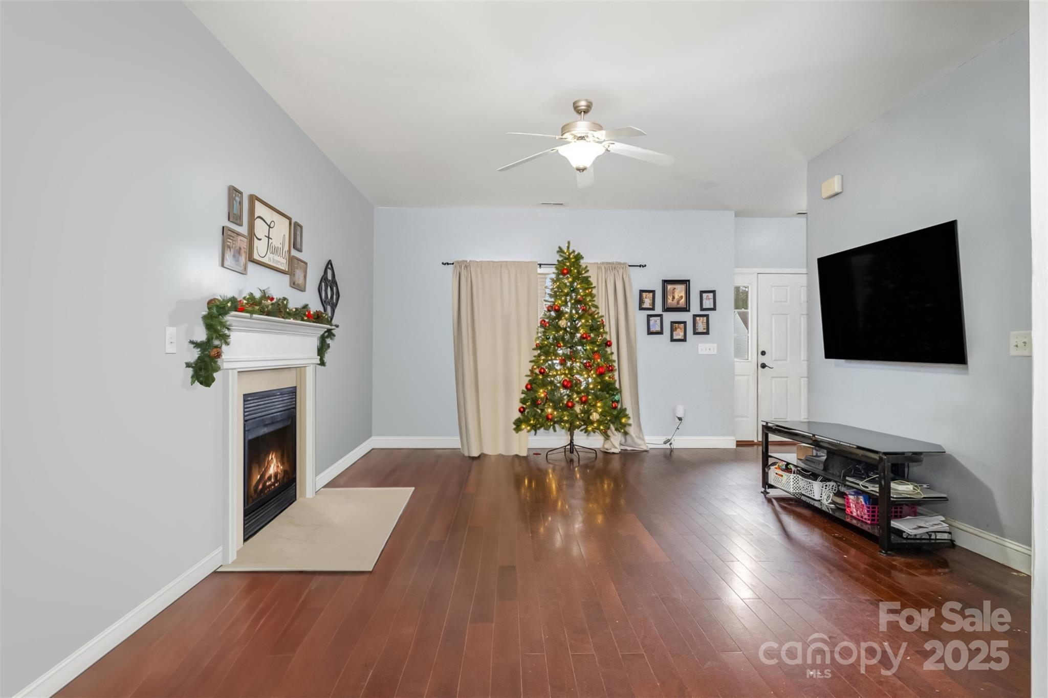 Hollythorn - Residential