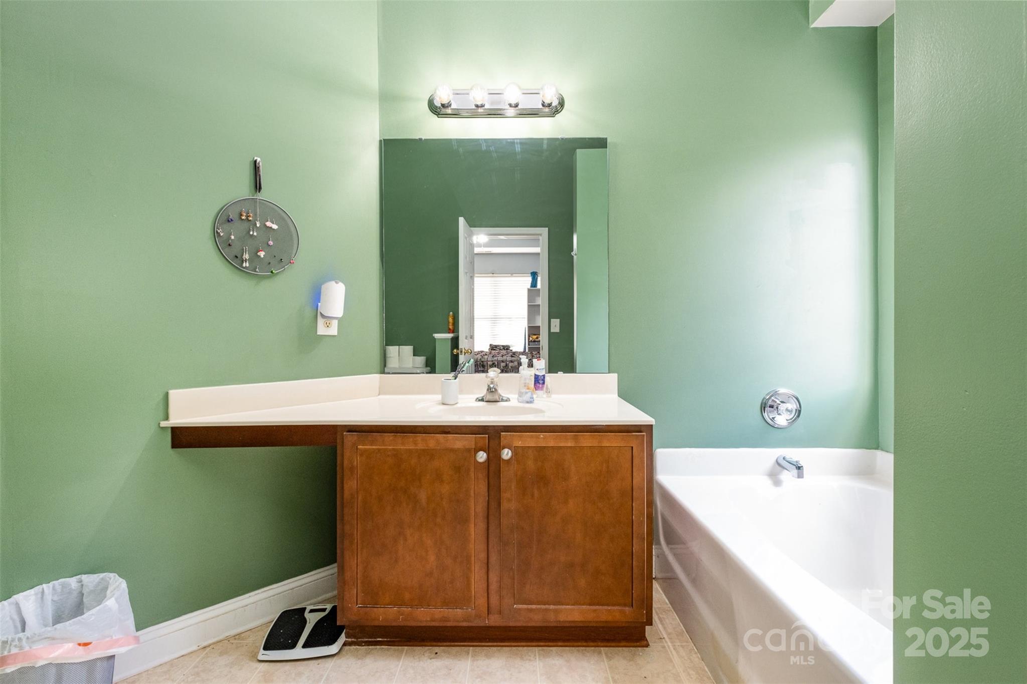 Hollythorn - Residential