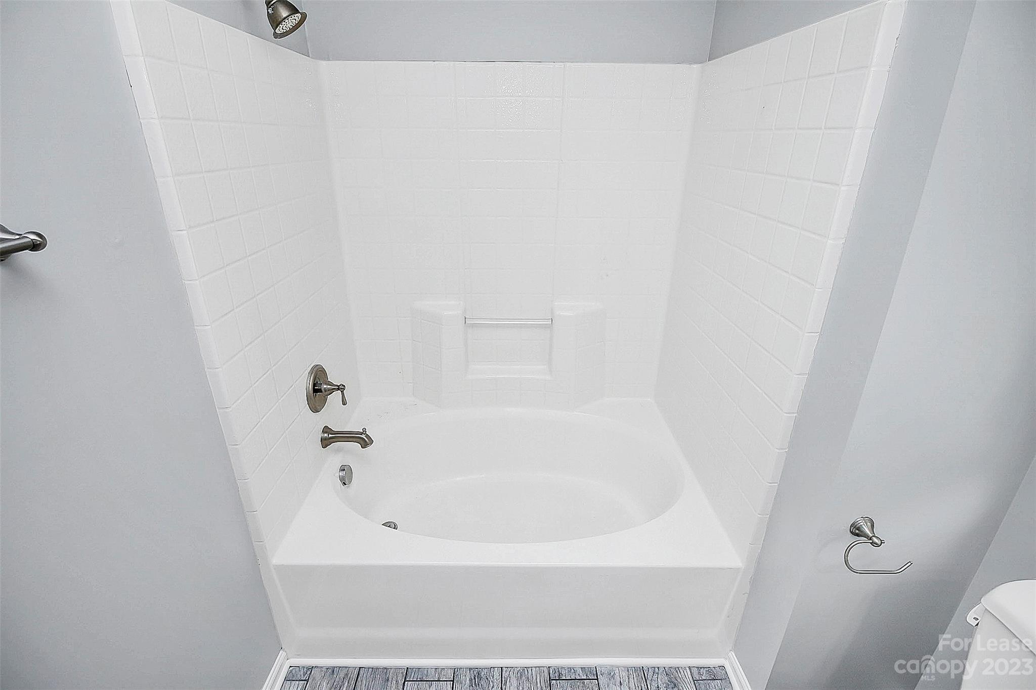 Traditions - Residential Lease