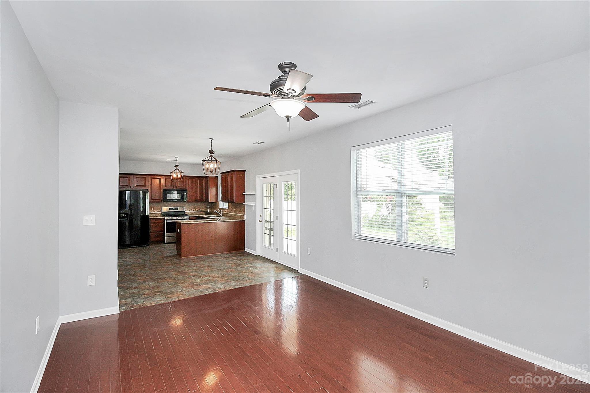 Traditions - Residential Lease