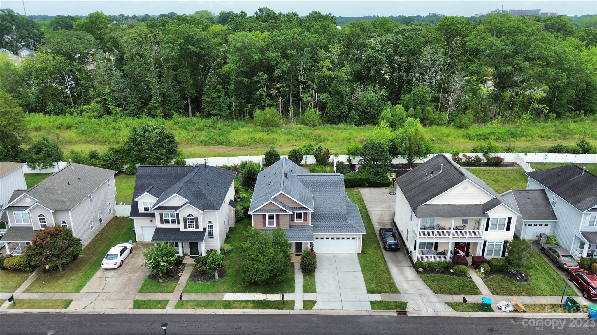 Traditions - Residential Lease