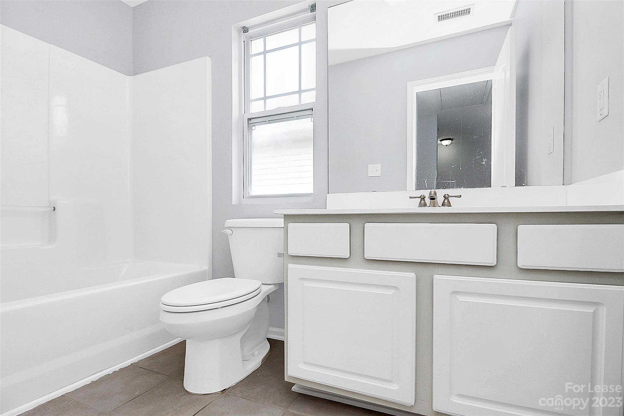 Traditions - Residential Lease