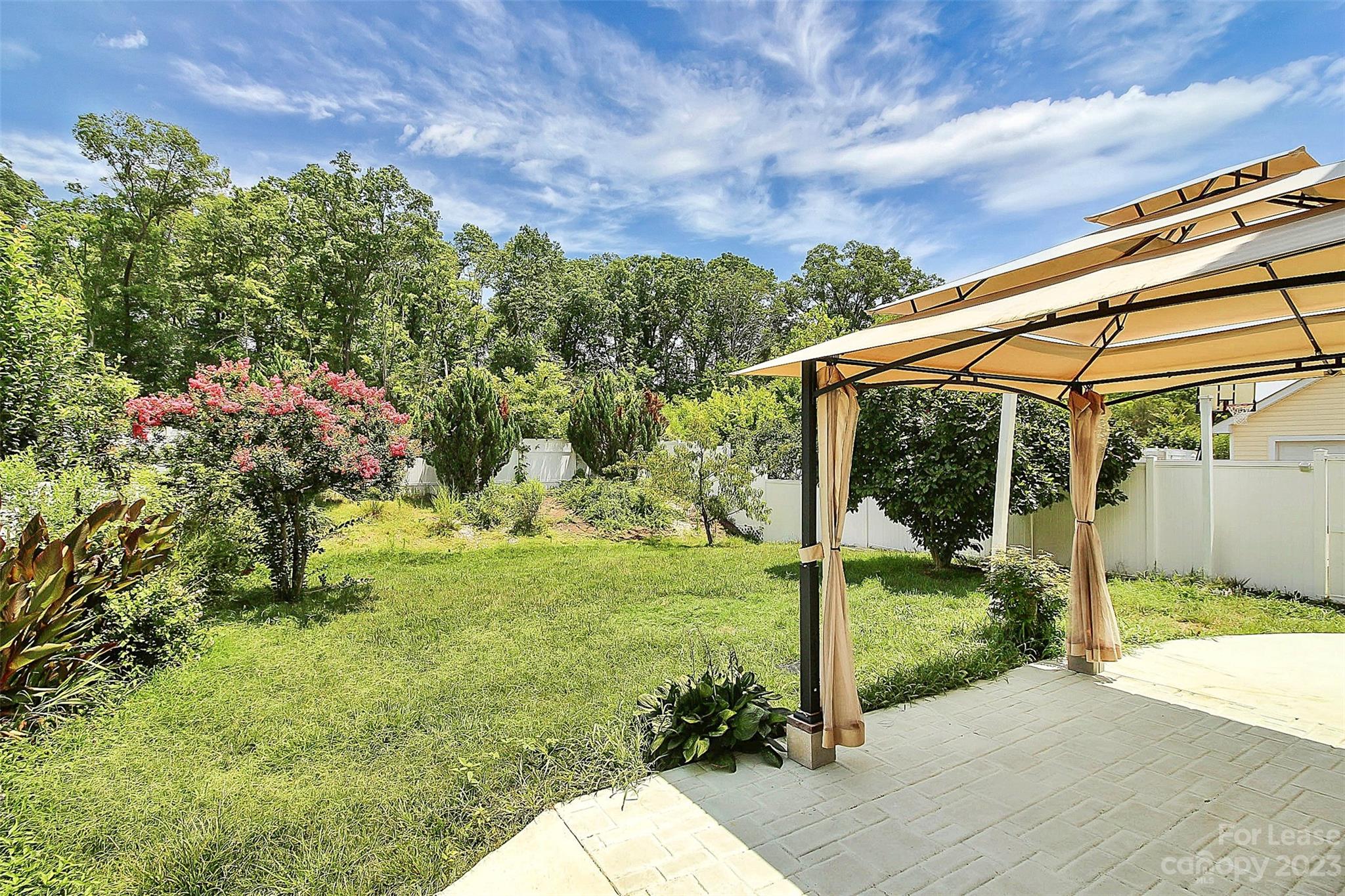 Traditions - Residential Lease