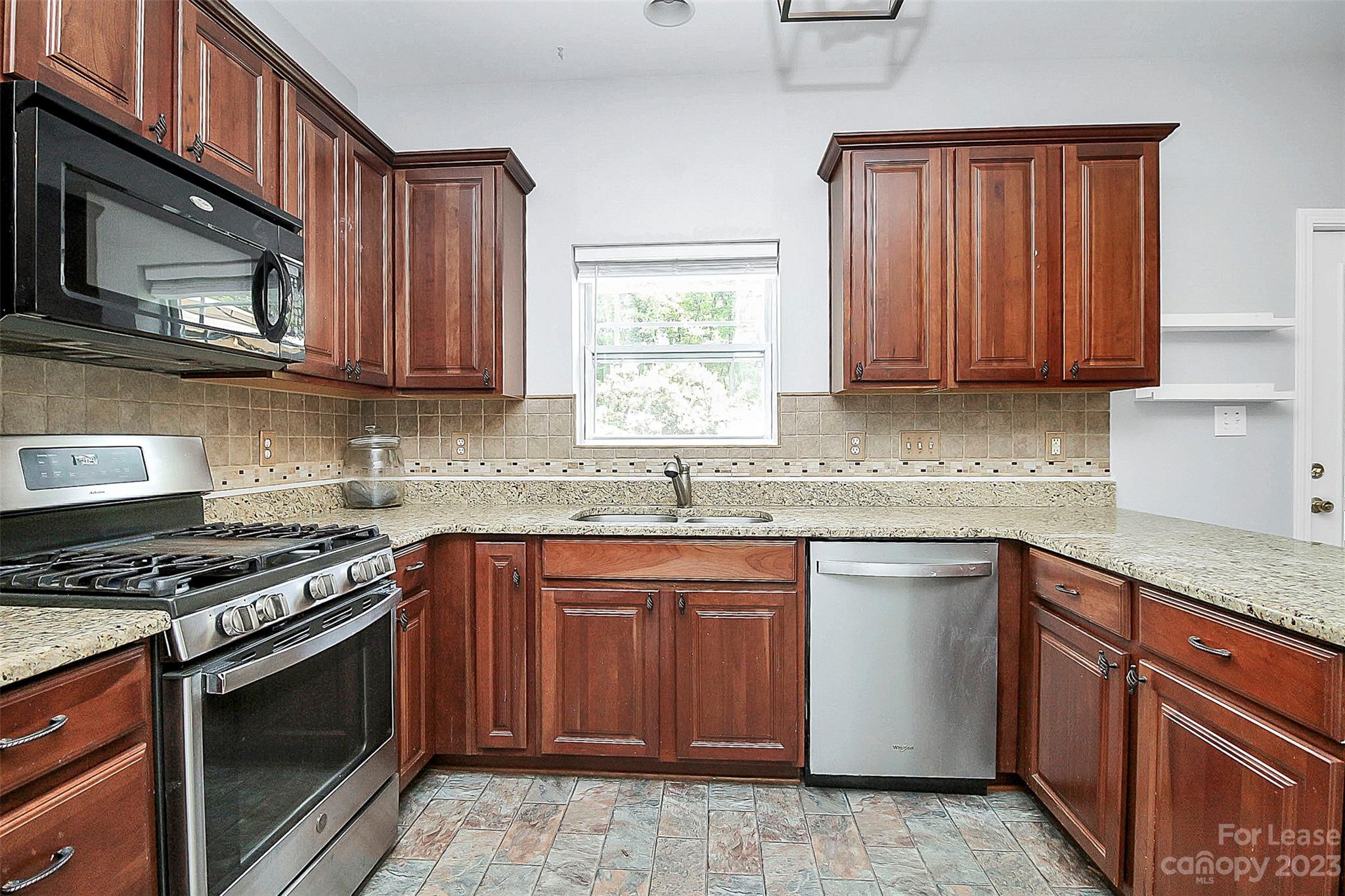 Traditions - Residential Lease