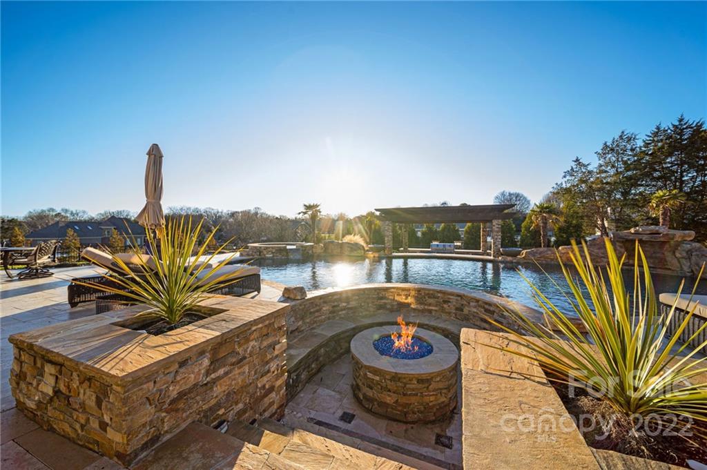 Fenton Dell - Residential