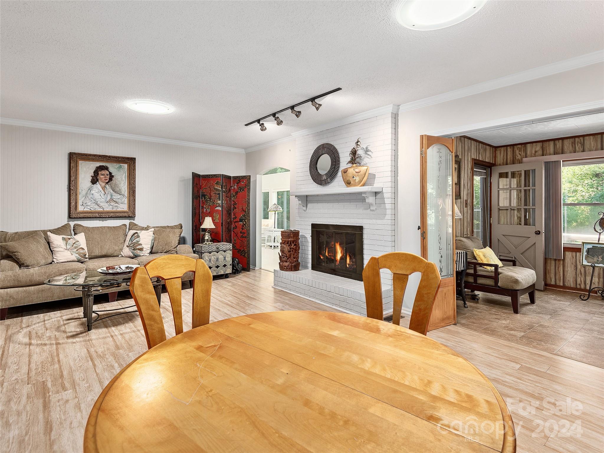 Tiny Farms - Residential