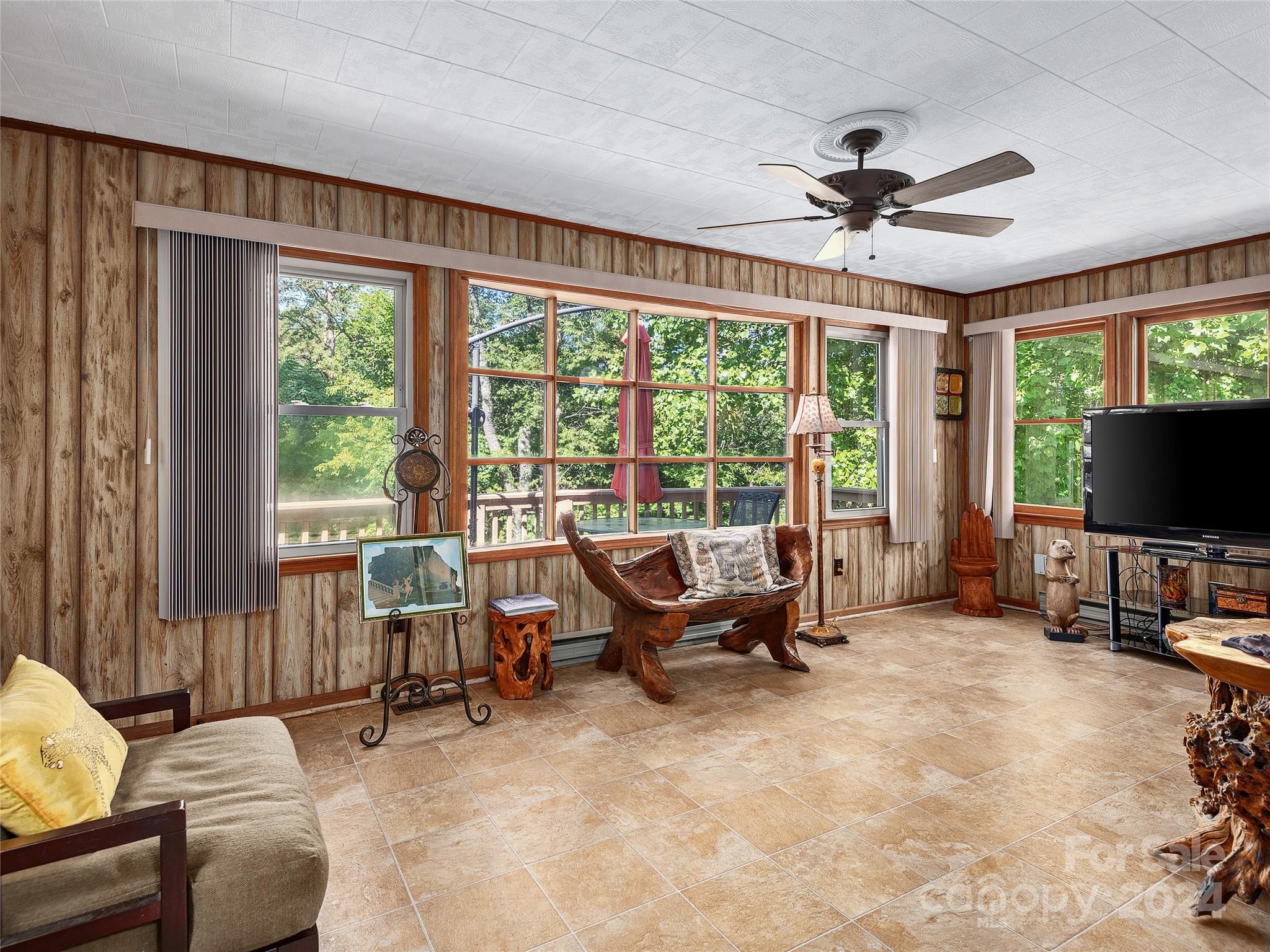 Tiny Farms - Residential