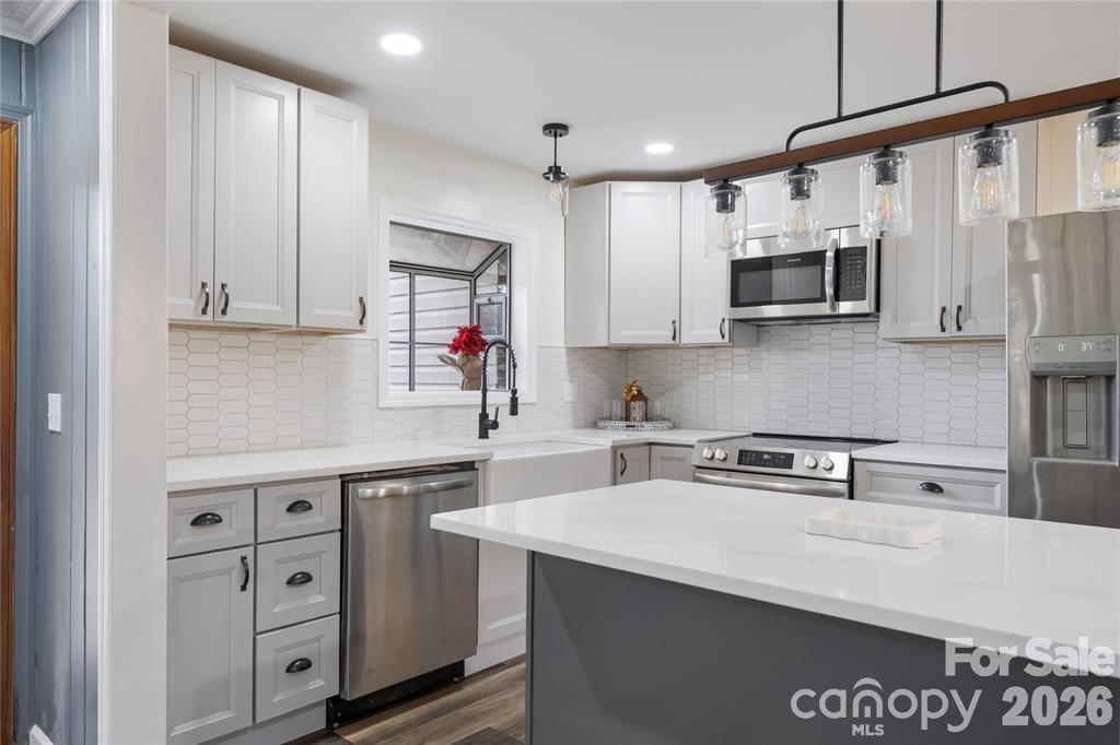 203 Ewing Drive