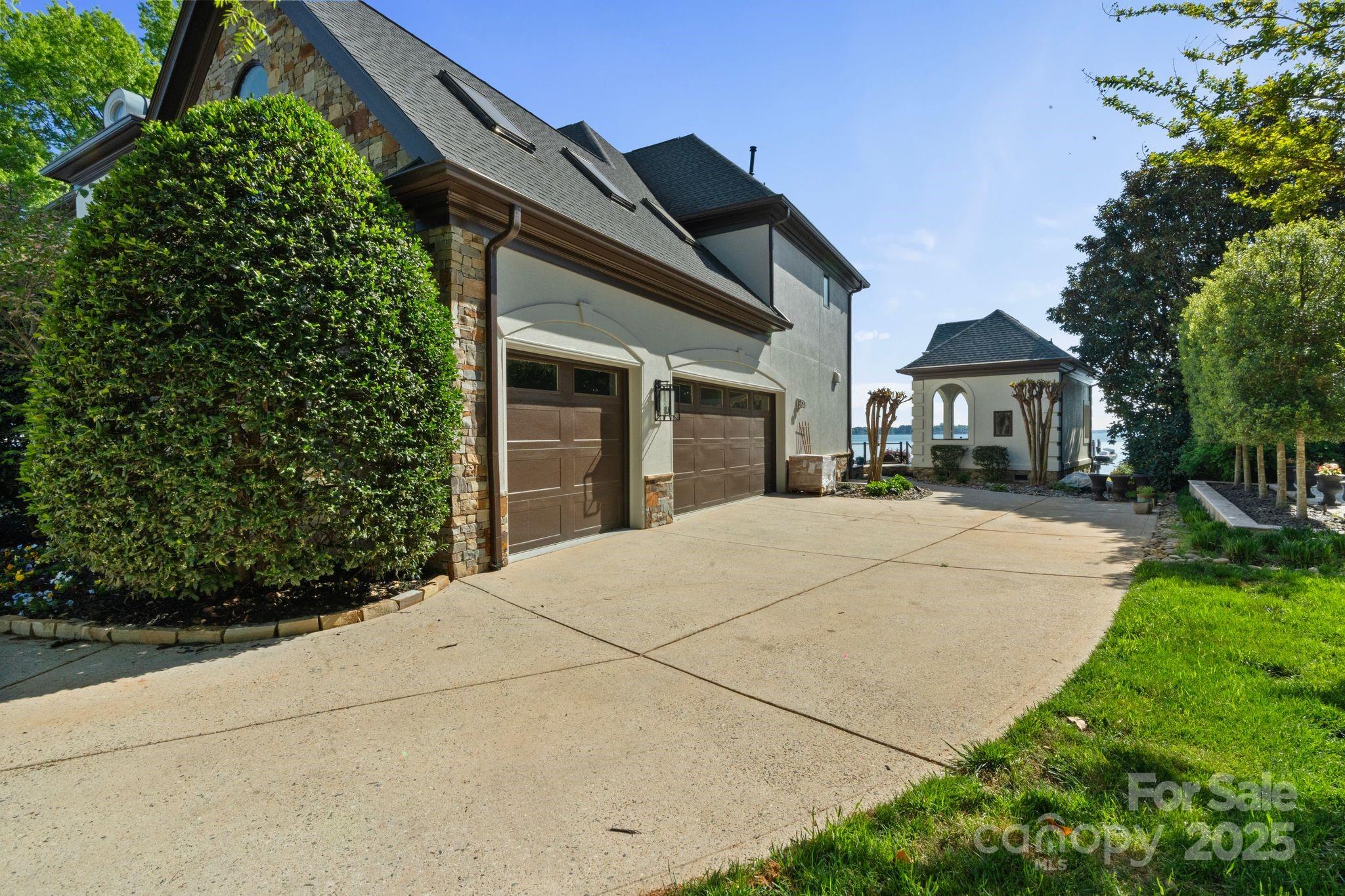 Alexander Island - Residential