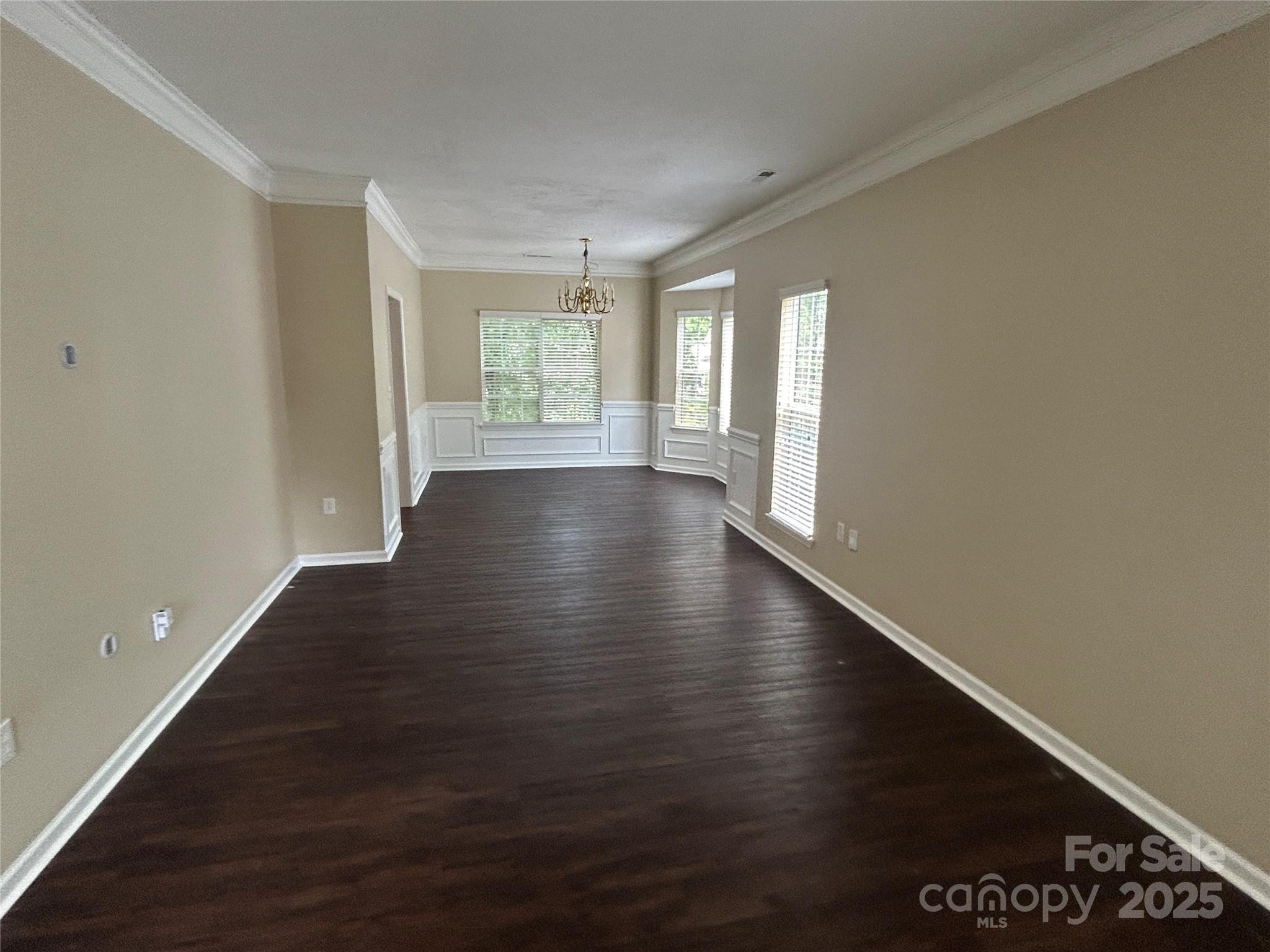 4504 Bellmore Court
