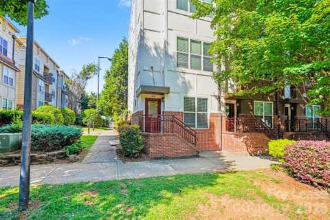 Photo of 1032 Skyline View Way, Charlotte, NC 28204 (MLS # 4391458)