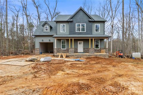 Photo of 3692 Shannon Loop, Denver, NC 28037 (MLS # 4337827)