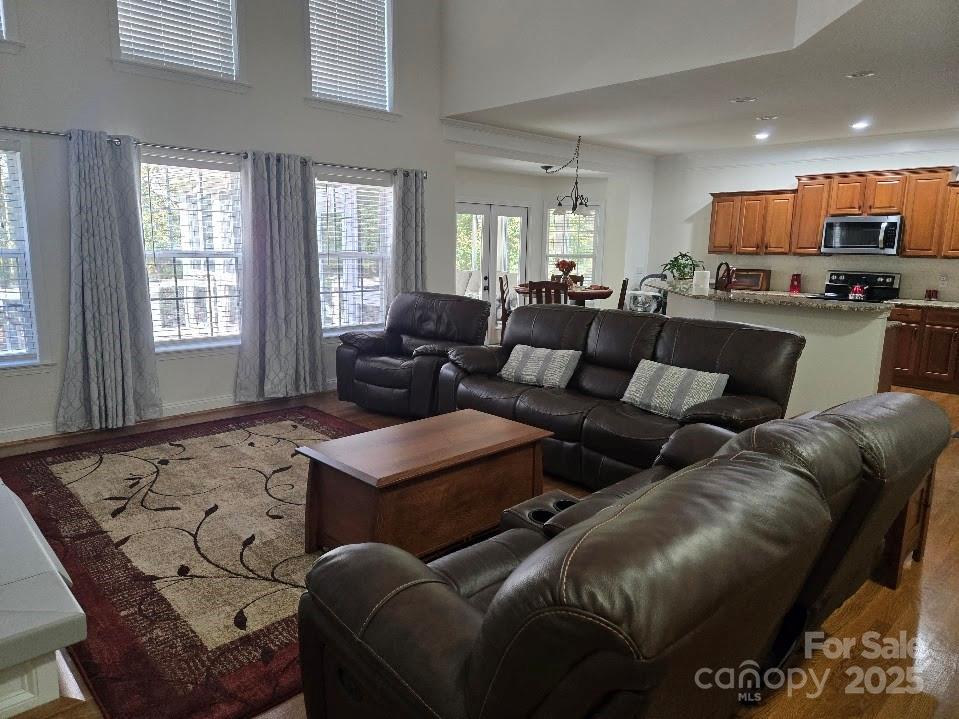 11201 Highcrest Drive