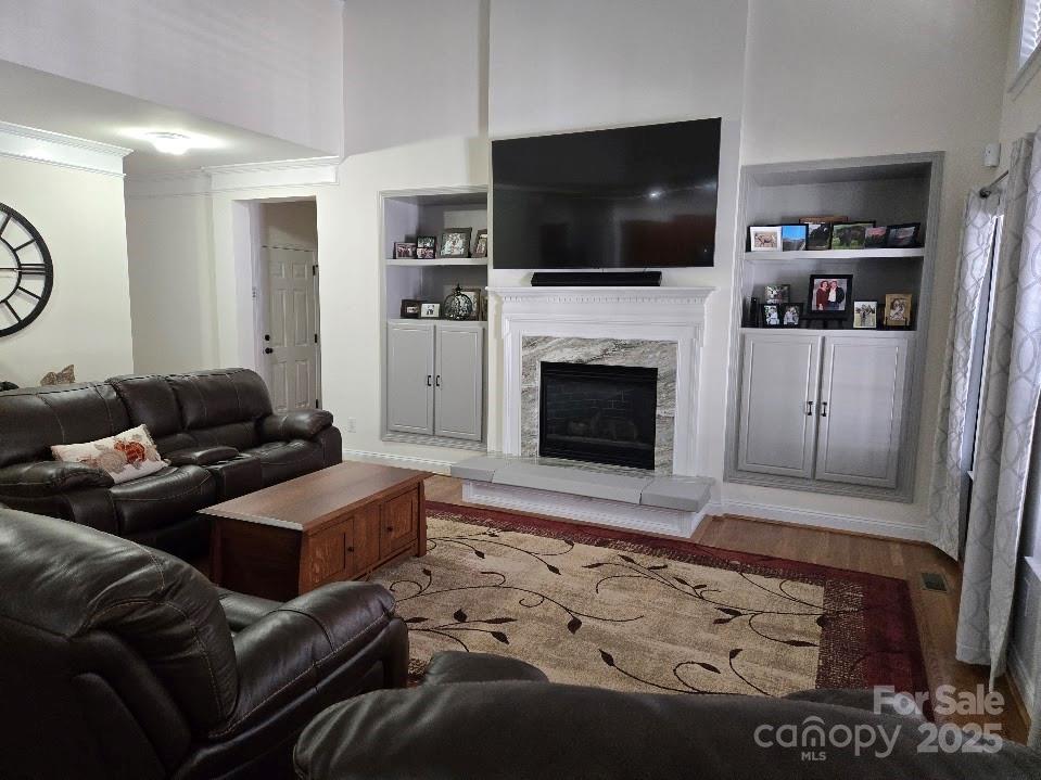 11201 Highcrest Drive