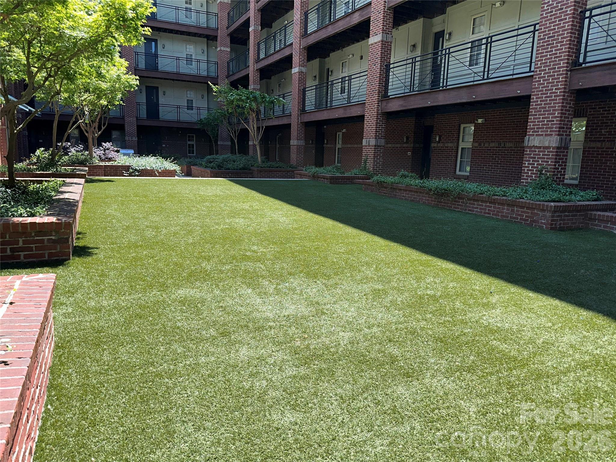 First Row Condominium - Residential